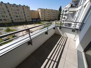 Schöne 2-Zimmer-Wohnung mit EBK und Balkon in Schöneberg - Berlin