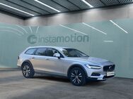 Volvo V90 Cross Country, D4 AWD °, Jahr 2020 - München