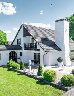 Beeindruckendes Wohnhaus mit 3 Single-Apartments & 1 x Garage in Toplage Papenburg-Untenende - Papenburg