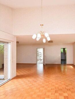 RESERVIERT! Lichtdurchflutetes Reihenendhaus auf Erbpachtgrundstück! - Hasbergen