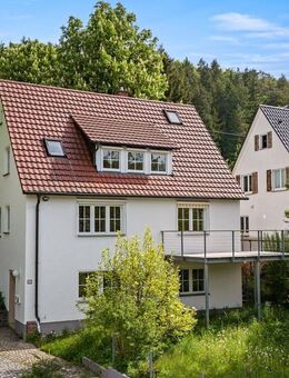 PROVISIONSFREI- Renoviertes Einfamilienhaus, mit Doppelgarage und herrlichem Grundstück - Tuttlingen