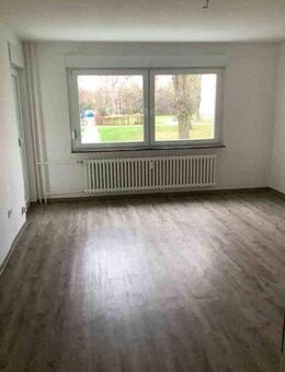Gut geschnittene 3-Zimmer Wohnung mit Balkon! - Bielefeld