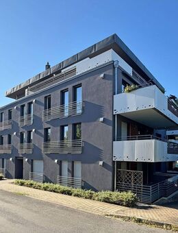 Attraktive Eigentumswohnung im 50+ Haus mit Balkon und Tiefgaragenstellplatz - Stegaurach