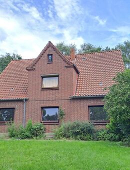 modernisierte 4-Zimmer-ALTBAU-Wohnung mit Gartenanteil - Buxtehude