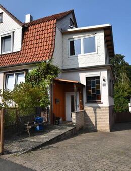 Großzügig geschnittenes Einfamilienhaus mit sep Einliegerwohnung im schönen Klosterort Walkenried - Walkenried