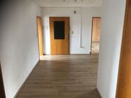 4 Zimmer DG Wohnung mit Balkon in Rosdorf - Rosdorf (Niedersachsen)