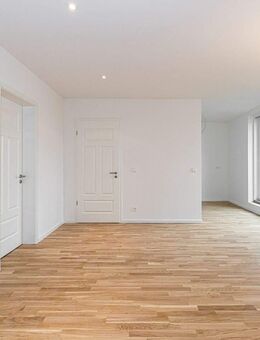 Licht und Luft über den Dächern - exklusive 2-Zimmer-DG-Wohnung mit Terrasse - Leipzig