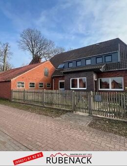 - Reserviert - Haßbergen: Interessante Hofstelle mit Nebengebäuden in zentraler Dorflage - Haßbergen
