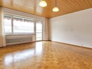Sofort frei: 4-Zimmer-Wohnung mit Doppelgarage und Blick ins Grüne - Stuttgart