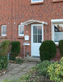 Gepflegtes Reihenmittelhaus mit Garten und Stellplatz - Halstenbek