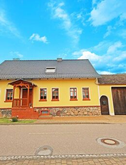 ansprechendes Landhaus mit großer Scheune in Lutherstadt Wittenberg OT Jahmo - Wittenberg (Lutherstadt)