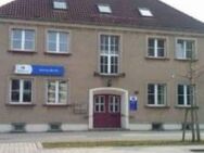 Sehr geräumige Drei-Zimmer-Wohnung im Franken - Stralsund