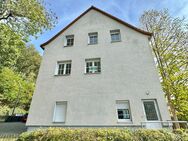 ==Eigentumswohnung mit Garage & seperatem Eingang== - Schmölln