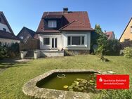 Einfamilienhaus mit viel Potenzial in attraktiver Lage von Bielefeld-Quelle - Bielefeld