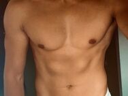 Suche Gay/Bi Mann mit Big Dick max 40 Jahre alt für spontanes Date - Blaubeuren