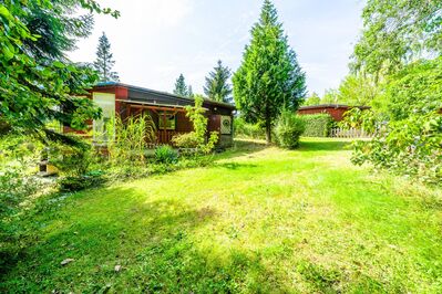 Gemütlicher Rückzugsort am Wasser - Erholungsbungalow am Krummen See