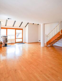 Großzügige 5-Zimmer Maisonettewohnung mit 2 Stellplätzen in ruhiger Lage - Rheinfelden (Baden)