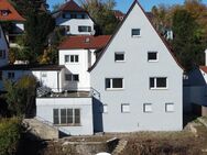 Sanierungsbedürftiges Dreifamilienhaus am Fuße der Gänsheide - Stuttgart