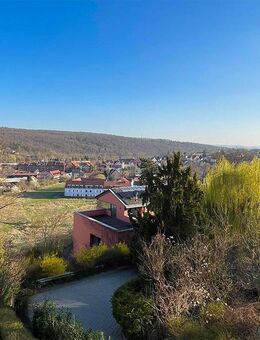 Ansprechende Wohnung mit Panoramablick und Balkonen im begehrten Burgenviertel - Perfekte Kombination von Stadtleben und Ruhe! - Erfurt