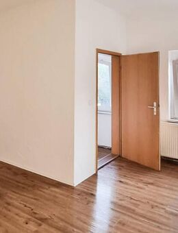 Erstbezug nach Sanierung! Zentral gelegene 2-Zimmer Wohnung direkt im Bahnhof Oebisfelde. - Oebisfelde-Weferlingen