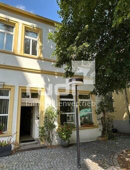 Wohnen, Arbeiten, Wohlfühlen - Altbaujuwel mit Dachterrasse in Schloss Neuhaus - Paderborn