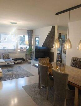 Moderne 3-Zimmer Wohnung mit Einbauküche, Garage, Balkon, Keller - Marktoberdorf