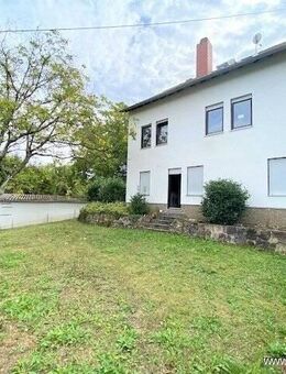 Das Haus für die große Familie mit Einliegerwohnung, Garten, Terrasse und Doppelgarage - Saarbrücken