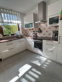 Wohnen wie im Einfamilienhaus! Erdgeschosswohnung zur Miete - viel Platz auf 2 Etagen! - Weiden (Oberpfalz)
