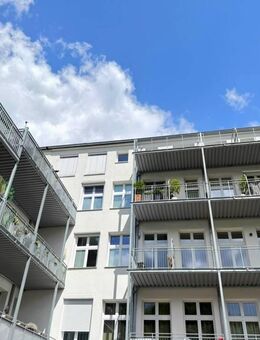 Schöne und geräumige 2-Zimmer-Wohnung mit hohen Decken - Remagen
