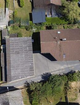 Großzügiges Einfamilienhaus mit Nebengebäude - Ideal für Tierhaltung, Werkstatt oder Lager! - Hohenleimbach