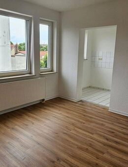 Helles und frisch renoviertes 2-Zimmer-Apartment im Herzen von Mühlhausen - Mühlhausen (Thüringen)