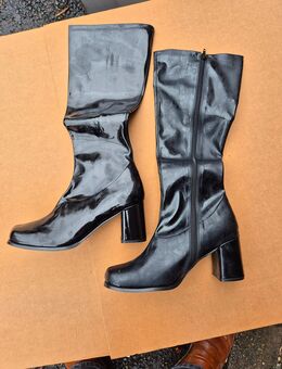 DAMEN Lackstiefel lack style Gr 49.5 - Bochum