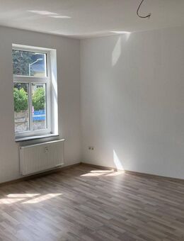 2R, Arnstadt, zentrale Lage, topsaniert, Reserviert! - Arnstadt