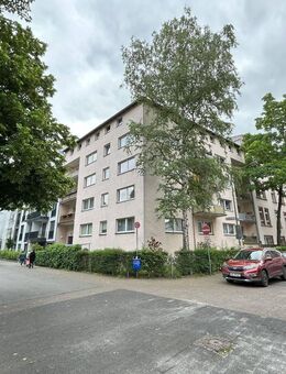 Helles 4-Zimmer-Apartment in Frankfurt am Main mit Balkon - Frankfurt (Main)