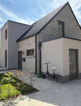 NEUBAU! 2,5-Zimmer-Wohnung mit Balkon UND Garten. - Hude (Oldb)