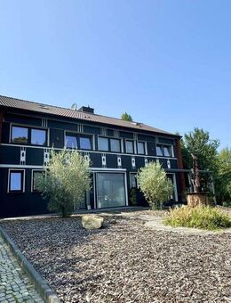 Traumhaus, kernsaniert mit Einliegerwohnung, Sauna, Balkon, uneinsehbarer Garten, extravagante Bäder - Erkrath (Fundort des Neanderthalers)