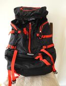 Rucksack NEU Rückenpolster belüftet. Gurte gepolstert. Großer Wanderrucksack. Trekkingrucksack. Tourenrucksack. Viele praktische Details. Mehrere Reissverschluss-Taschen. Bodentasche. Hauptfach mit Extra Regenschutz. Spann-Gummi usw. Farbe: Schwarz. in 32545