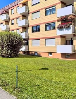 3-Zimmer-Wohnung mit Balkon in guter Lage - vielseitig nutzbar und sofort verfügbar - Traunstein