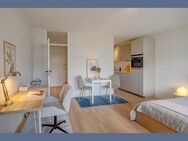 Möbliert: Stylisches Apartment zum Erstbezug nach Renovierung - München