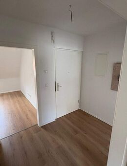 Modernisierte 2 Zi. Whg + DG+ in DO Innenstadt-Süd - Dortmund