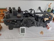 Antike gusseiserne Waage 15 kg mit Gewichten s. Bild - Aßling