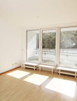 Schöne Wohnung mit Loggia, Blick ins Grüne + 2 TG-Stellplätze - Eppstein