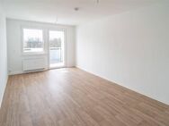 ++ Erstbezug nach Sanierung ++ Moderne 2 Zimmerwohnung mit Dusche und Wanne + Solarmodul - Chemnitz