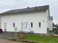 GLOBAL INVEST SINSHEIM | Tolles 2-Familienhaus in bester Lage von Neunkirchen mit herrlichem Blick in das Rheintal - Neunkirchen (Baden-Württemberg)