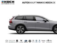 Volvo V60, Cross Country B5 AWD Benzin Plus, Jahr 2023 - Berlin