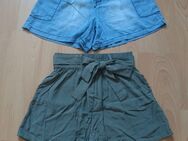 2tlg Set Shorts Jeans Denim Blau Navy Oliv Grün Gürtel Gummibund Gr.XS NEU!!! - Villingen-Schwenningen