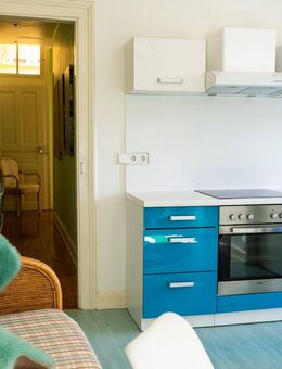 Charmante Dachgeschosswohnung mit Loggia und Garten in ruhiger Lage - Baden-Baden