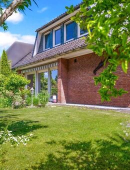 Repräsentatives Einfamilienhaus in Top-Lage von Delmenhorst // 3 Wohnungen möglich // teilweise renovierungsbedürftig - Delmenhorst