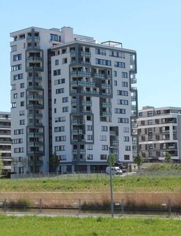 Wohnen mit Weitblick - 2,5 Zimmer Wohnung im 2. Obergeschoss - Böblingen
