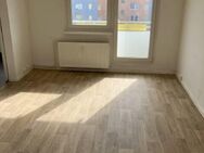 Wohnen - 03. OG - links - Ziolkowskistraße 59 - Schwerin